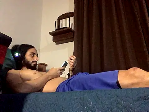 Nooneisthis online show from 10/31/25, 04:53