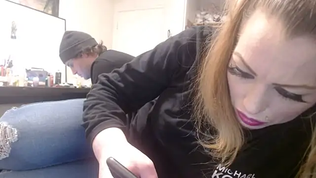 Snapshot of barbieinbondage7 chatting on 10/14/25, 08:48 barbieinbondage7 online show from 10/14/25, 08:48