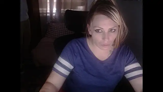 barbieinbondage7 online show from 06/04/26, 10:58