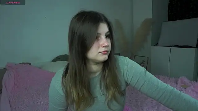 nawuwu online show from 11/21/25, 05:50