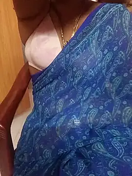 Snapshot of Vedha_Vedhika chatting on 10/02/25, 01:03 Vedha Vedhika online show from 10/02/25, 01:03