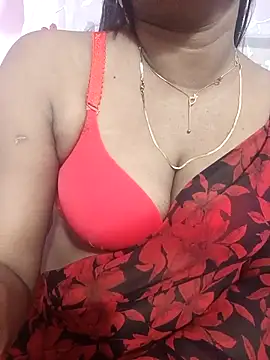 Snapshot of Vedha_Vedhika chatting on 10/14/25, 08:37 Vedha Vedhika online show from 10/14/25, 08:37