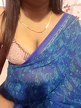 Snapshot of Vedha_Vedhika chatting on 10/09/25, 04:51 Vedha Vedhika online show from 10/09/25, 04:51