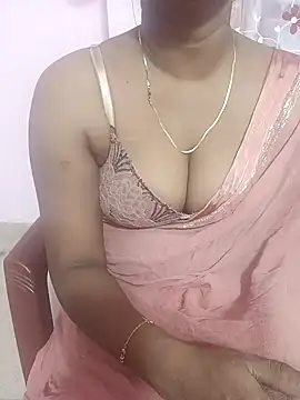 Snapshot of Vedha_Vedhika chatting on 10/18/25, 09:33 Vedha Vedhika online show from 10/18/25, 09:33