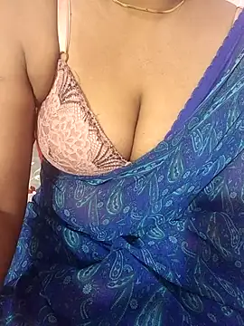 Snapshot of Vedha_Vedhika chatting on 11/03/25, 11:14 Vedha Vedhika online show from 11/03/25, 11:14