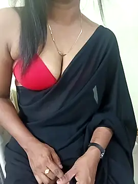 Snapshot of Vedha_Vedhika chatting on 02/16/25, 10:55 Vedha Vedhika online show from 02/16/25, 10:55