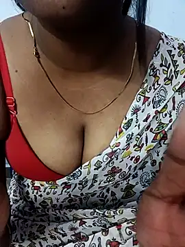 Snapshot of Vedha_Vedhika chatting on 03/02/25, 02:47 Vedha Vedhika online show from 03/02/25, 02:47