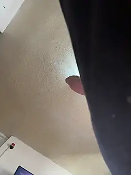 paullliliu online show from 09/29/25, 10:04