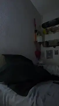 paullliliu online show from 09/09/25, 08:57