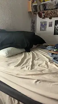 paullliliu online show from 09/23/25, 09:16