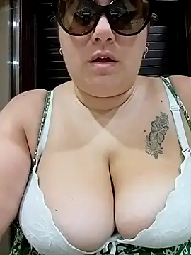 topina8 online show from 09/19/25, 09:08