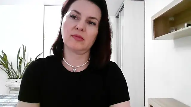 Victoria Glam online show from 10/03/25, 05:14