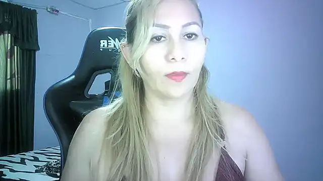mariana0x online show from 11/11/25, 02:45