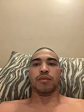 Snapshot of tony51753 chatting on 01/26/25, 11:50 tony51753 online show from 01/26/25, 11:50