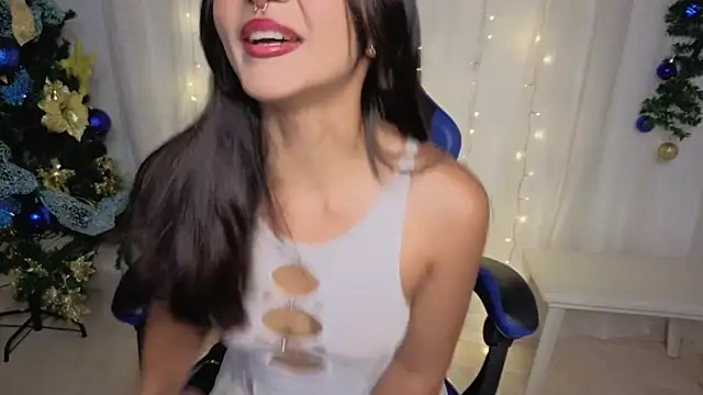 Snapshot of saorisworld chatting on 01/08/26, 11:44 saorisworld online show from 01/08/26, 11:44