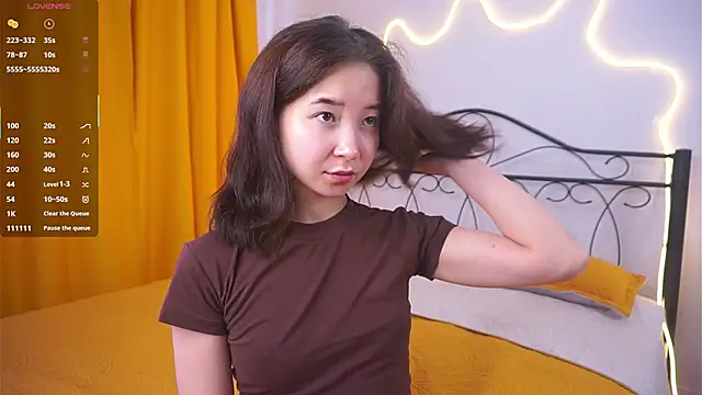 VeronaCritchlow online show from 04/08/26, 07:54