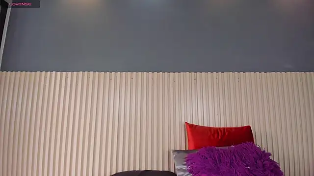 Snapshot of Madeline_Cooper08 chatting on 02/11/25, 08:20 Madeline Cooper08 online show from 02/11/25, 08:20