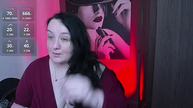 QueenOfHaze online show from 05/20/26, 09:39