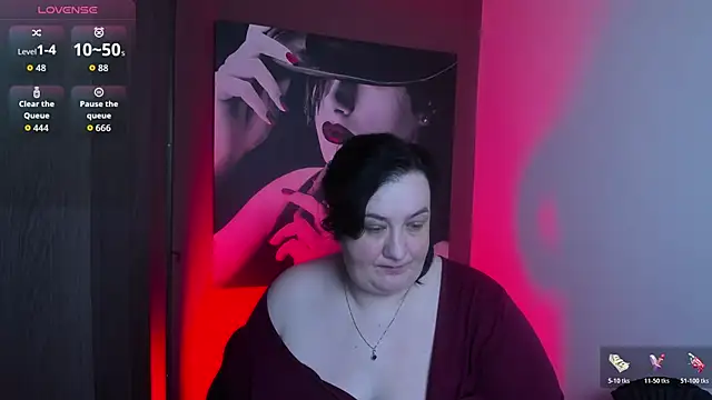 QueenOfHaze online show from 05/26/26, 08:12