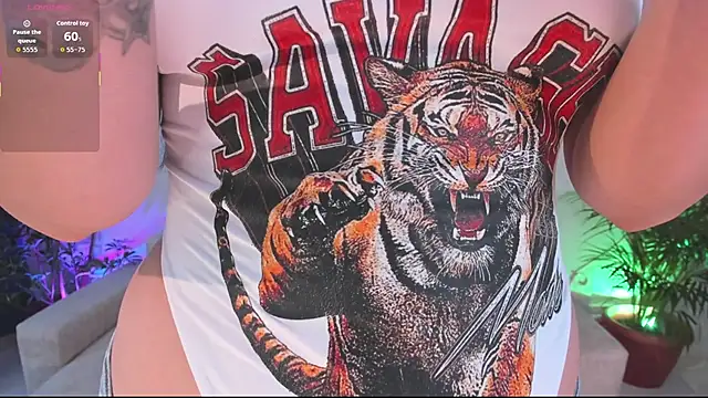 Hannah Jonhson online show from 10/19/25, 01:52