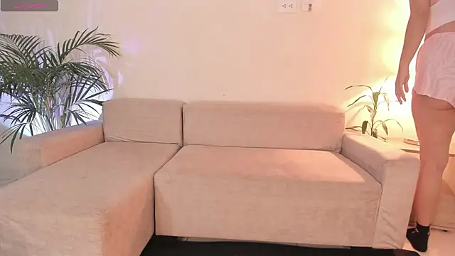 Snapshot of Hannah_Jonhson chatting on 02/28/26, 04:01 Hannah Jonhson online show from 02/28/26, 04:01