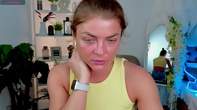 Donna Sun online show from 03/07/26, 05:25