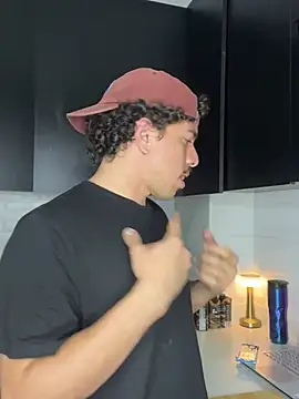 Snapshot of ttylloserxxx chatting on 01/23/25, 03:16 ttylloserxxx online show from 01/23/25, 03:16