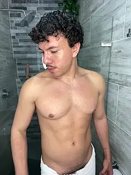 Snapshot of ttylloserxxx chatting on 03/22/25, 03:52 ttylloserxxx online show from 03/22/25, 03:52