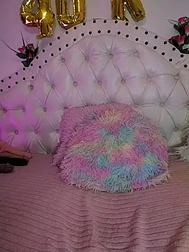 isabelajonesgl online show from 12/18/25, 06:12