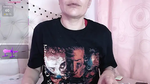 isabelajonesgl online show from 10/12/25, 04:19