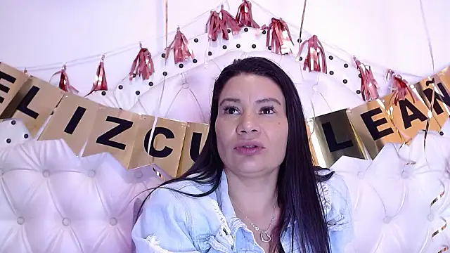isabelajonesgl online show from 10/02/25, 06:44