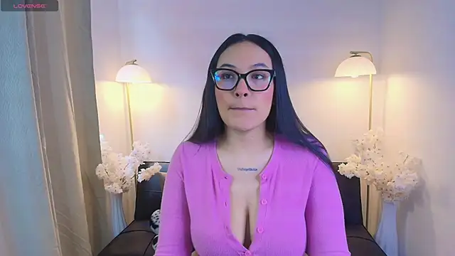 Snapshot of Victoria_Collinns chatting on 04/20/26, 04:30 Victoria Collinns online show from 04/20/26, 04:30