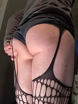 Snapshot of danycorrerse chatting on 01/23/25, 12:35 danycorrerse online show from 01/23/25, 12:35