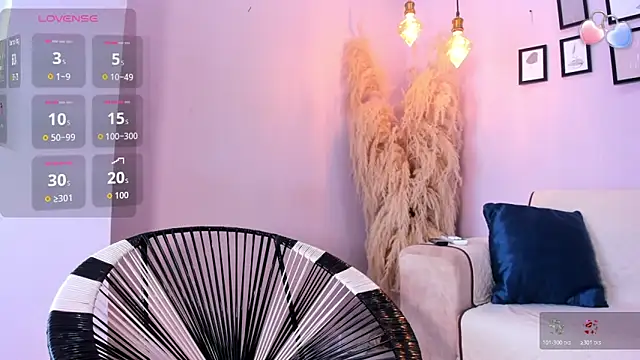 Snapshot of alana_rossetti chatting on 11/20/25, 12:50 alana rossetti online show from 11/20/25, 12:50