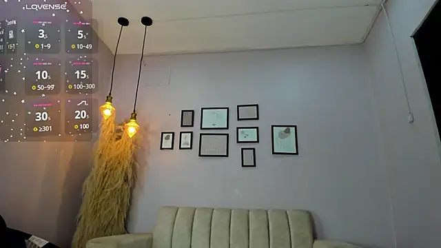 Snapshot of alana_rossetti chatting on 10/08/25, 12:17 alana rossetti online show from 10/08/25, 12:17