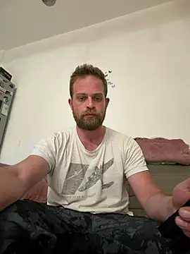 Snapshot of Sborratore1092 chatting on 05/10/26, 03:58 Sborratore1092 online show from 05/10/26, 03:58