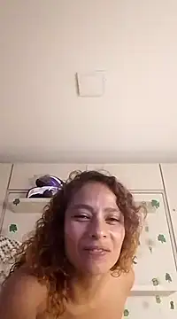Snapshot of Zoedaniels chatting on 03/18/25, 12:08 Zoedaniels online show from 03/18/25, 12:08