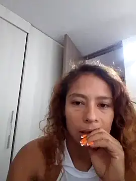 Snapshot of Zoedaniels chatting on 02/27/25, 03:15 Zoedaniels online show from 02/27/25, 03:15