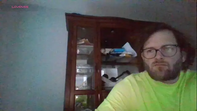 Snapshot of rrunner7718 chatting on 02/27/25, 03:26 rrunner7718 online show from 02/27/25, 03:26