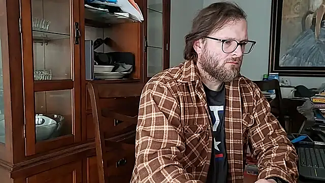 Snapshot of rrunner7718 chatting on 03/12/25, 02:23 rrunner7718 online show from 03/12/25, 02:23