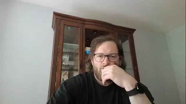 Snapshot of rrunner7718 chatting on 03/15/25, 02:01 rrunner7718 online show from 03/15/25, 02:01