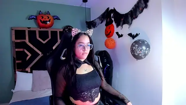 Billie Jhonson  online show from 10/13/25, 06:53