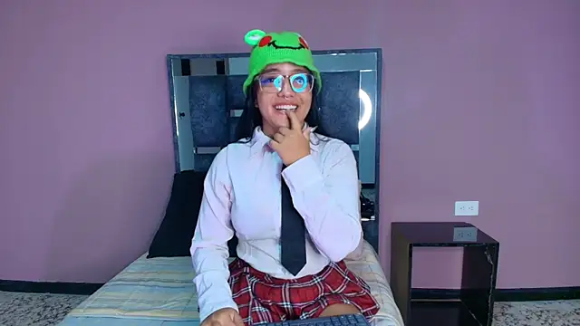 Billie Jhonson  online show from 11/03/25, 03:45