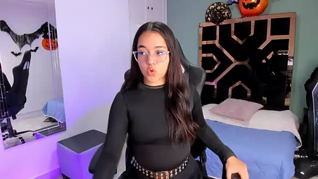 Billie Jhonson  online show from 10/30/25, 07:33