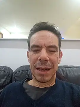 Kenhornu online show from 11/28/25, 08:53