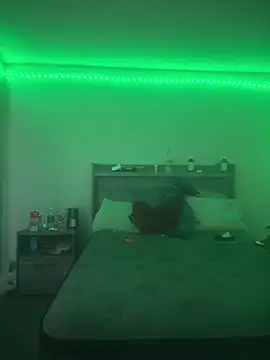 squirmxx10 online show from 03/01/26, 12:43