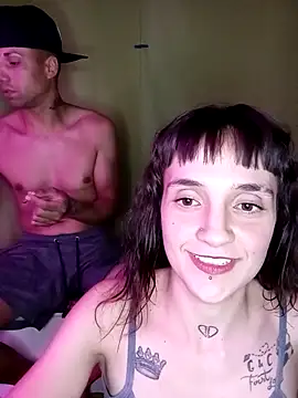 parejarica420 online show from 04/13/26, 01:53