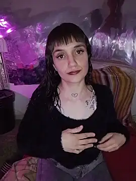 parejarica420 online show from 08/08/26, 02:51