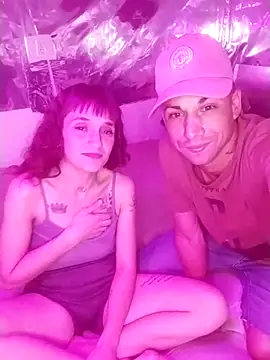 parejarica420 online show from 05/08/26, 01:20