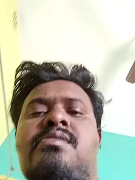 Snapshot of kingg4545 chatting on 11/27/25, 04:24 kingg4545 online show from 11/27/25, 04:24